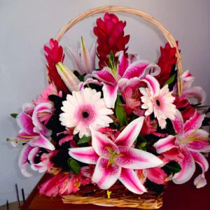 Elegancia Rosa en Cesta (C-14)