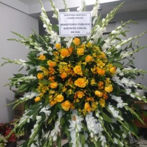 "Corona Fúnebre de Rosas Amarillas y Gladiolos Blancos" (P-46)